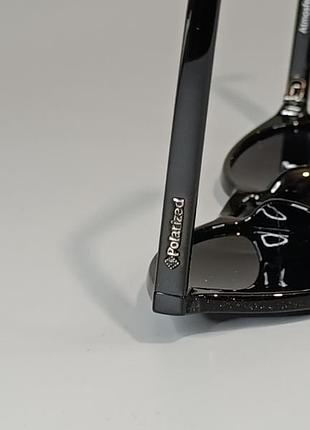 Polarised sunglasses
