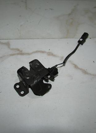 Замок скла кришки багажника hyundai tucson kia sportage 2 2004-2009