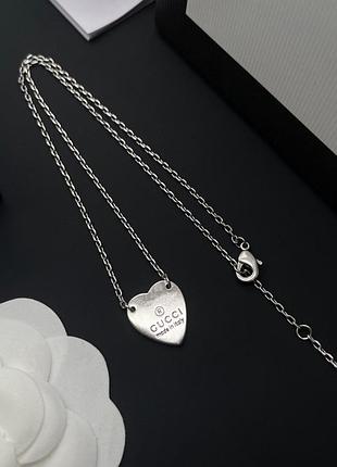 Колье “heart silver lux” — символ чистоты и элегантности