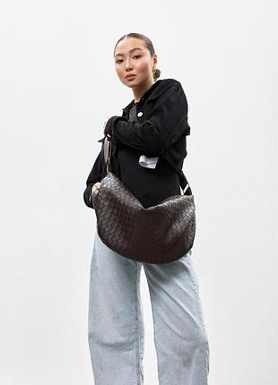Женская сумка sambag hobo bag-glove коричневая структурная