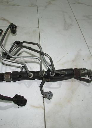 Палива трубка 2.0 диз 1cd toyota avensis t25 2003-2008