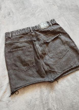 Pull &amp; bear.черная джинсовая мини юбка. 3