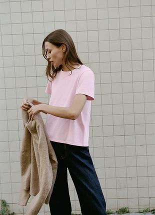 Жіноча футболка zara рожевого кольору