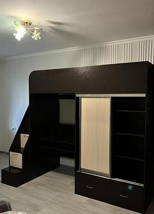 Дитяча стінка, дитяче ліжко