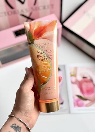Лосьйон для тіла misted magnolia melon victoria’s secret