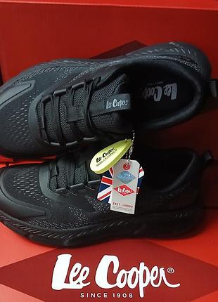 Универсальная спортивная обувь lee cooper 26-14-4214 черного цвета