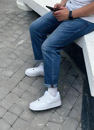 Белые nike air force 2