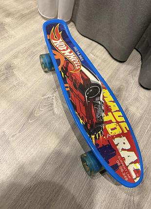 Дитячий скейт hot wheels