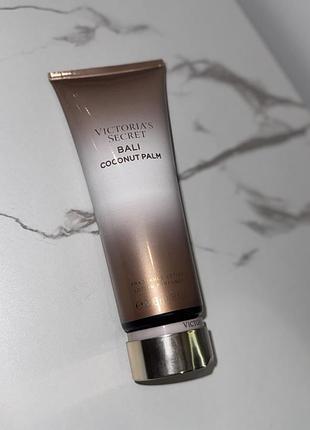 Bali coconut palm 🥥victoria’s secret парфумований лосьйон для тіла кокосовий