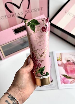 Лосьйон для тіла dreamy petals victoria’s secret