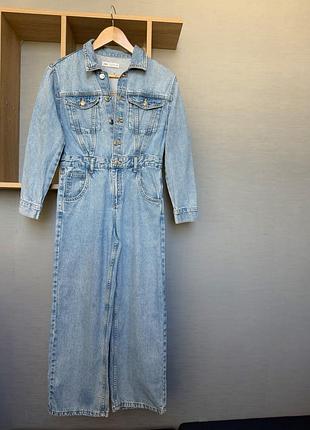 Джинсовий комбінезон zara  на дівчинку (11-12 років,на зріст 152см)
