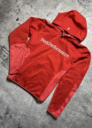 Червоний худі від бренду peak performance