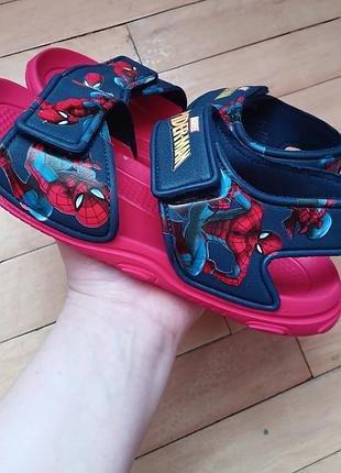 Легкі босоніжки  spider man