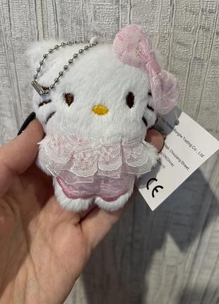 Брелок hello kitty 4