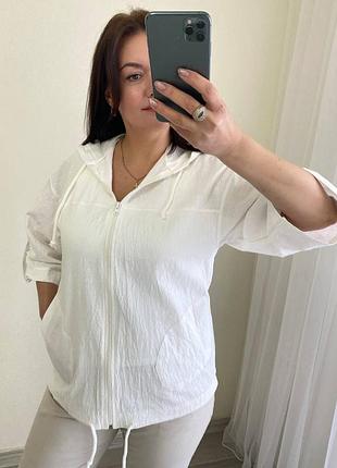 Блуза на молнии с капюшоном с карманами с рукавами 3/4 с шнурками по низу и на капюшоне