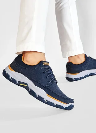 Чоловічі кросівки skechers goodyear — ідеальний стан