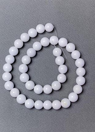 Бусины агат белый (пресс.) гладкий шарик d-10мм+- l - 40см+- на леске