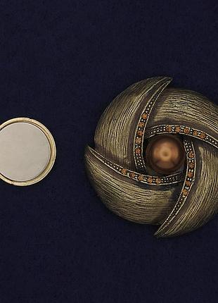 Брошь на магните акцент бронза стразы золотить металл 45мм+-