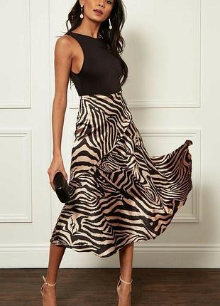 Платье ax paris midi dress черного цвета с бежевым принтом зебры платье макси женское