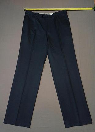 Пояс 94 см size 178-188 108-96 черные шерстяные брюки брюки zipper 
45% wool 55% polyester 
собачка на молнии отсутствует