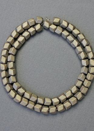Бусины гематит шестигранники зигзаг цвет хаки матовый d-6х6мм+- l-42см+- низка