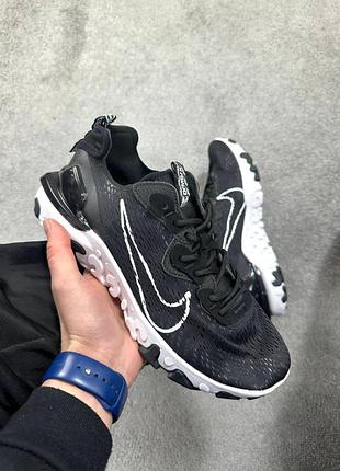 Nike react black white 6