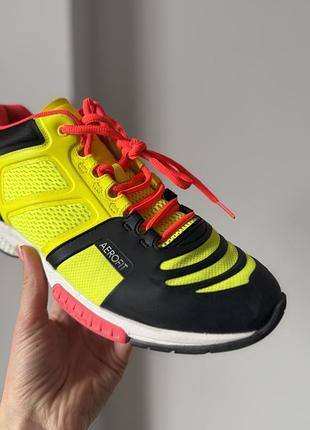 Кроссовки hummel 6