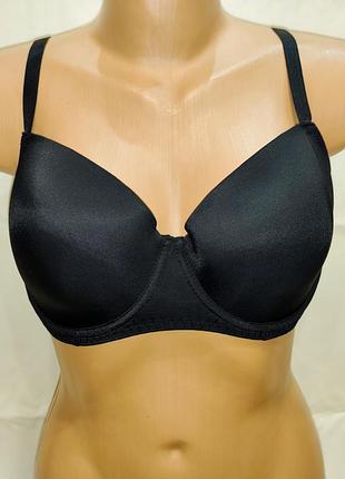 Красивый бюстгальтер uk36e eur80e