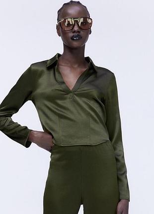 Зелений топ-поло zara з атласним ефектом