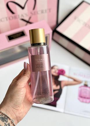 Спрей для тіла velvet petals victoria’s secret