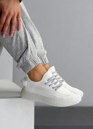 Стильные женские текстильные белые кроссовки весенне летние весна лето