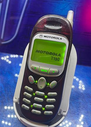 Motorola t90 ретро телефон 3