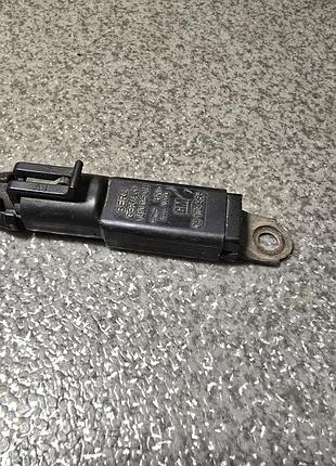 Датчик, кондесатор opel astra g, zafira a, vectra, corsa, combo, meriva a (09173956)