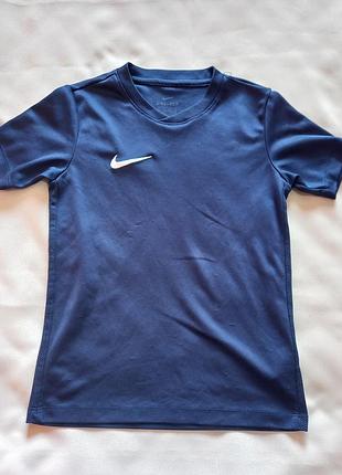 Спортивная футболка nike dri-fit для мальчика (6-8 лет)