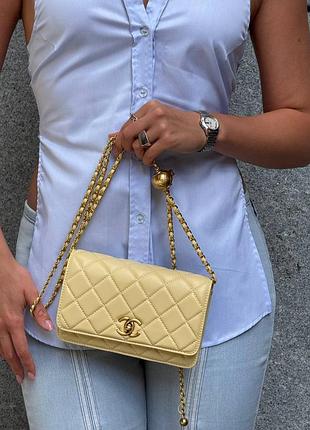 Женская сумка премиум classic wallet on chain quilted yellow/gold
