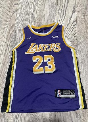 Детская майка nike los angeles lakers lebron james #23 statement edition swingman.