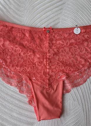 Коралловые кружевные бразилианы фирмы hunkemoller размер xl