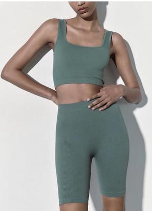 Спортвний зелений (хакі) костюм в рубчик zara