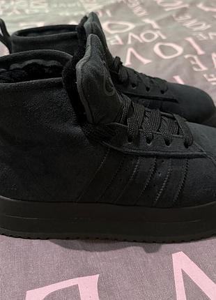 Зимові черевики adidas campus