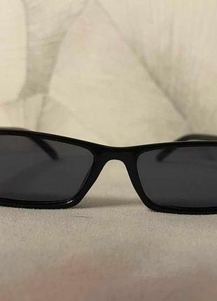 Сонцезахисні окуляри вузькі