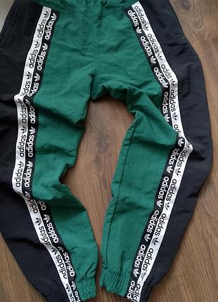 Спортивные штаны adidas r.y.v.