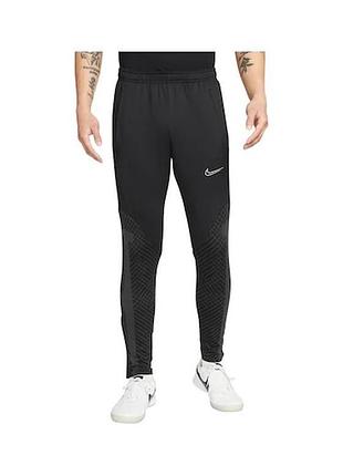 Спортивные штаны nike