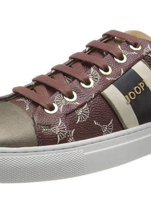 Женские кроссовки joop