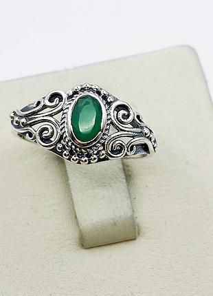 Кольцо серебряное с зелёным агатом 17 2,28 г