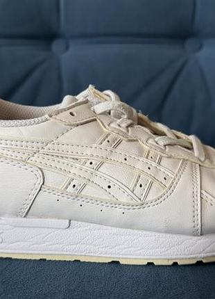 Білі дитячі кросівки асікс asics 35р, устілка 22- 22,5