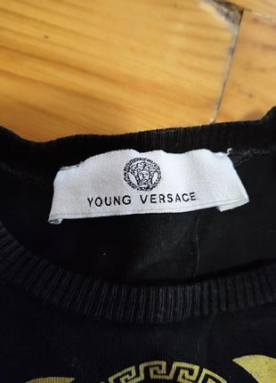 Кофта young versace на 1 год 2