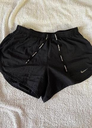 Шорти чорні nike