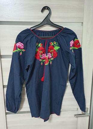 Вышиванка женская