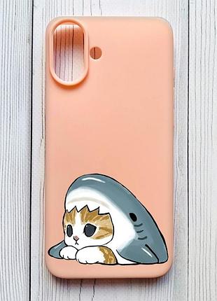 Матовый персиковый чехол на iphone 16 plus котик акула (принт 421)