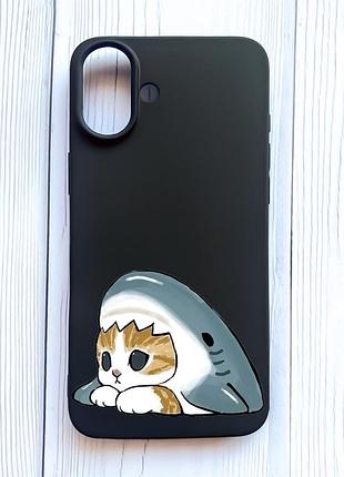Матовый черный чехол на iphone 16 plus котик акула (принт 421)